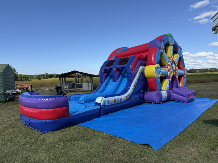 Wet / Dry Bounce house/Slide Combo Wet / Dry Bounce house/Slide Combo